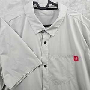 Staunch Tradition Size XL Button Up Shirt  Gray Short Sleeve Nylon Spandex